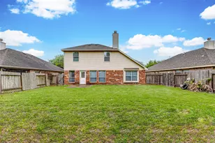 16935 Hampton Glen Ct, Houston, TX 77083 - Photo 27