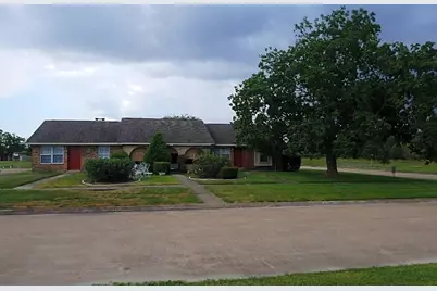 3301 Royal St, Baytown, TX 77521 - Photo 5