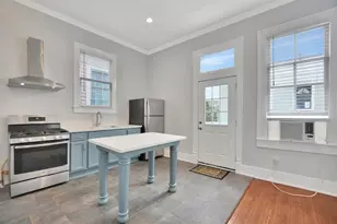 1604 Avenue L, Galveston, TX 77550 - Photo 11