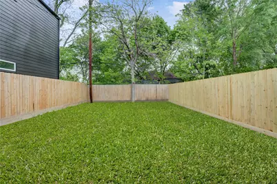 8314 Williamsdell Street #B, Houston, TX 77088 - Photo 13