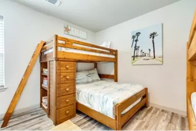 117 Tarpon Avenue, Galveston, TX 77550 - Photo 17