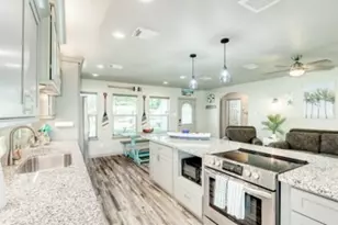 117 Tarpon Ave, Galveston, TX 77550 - Photo 9