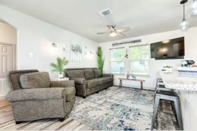 117 Tarpon Avenue, Galveston, TX 77550 - Photo 3