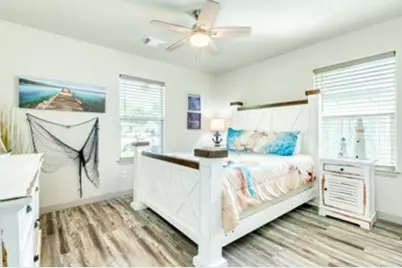 117 Tarpon Avenue, Galveston, TX 77550 - Photo 15
