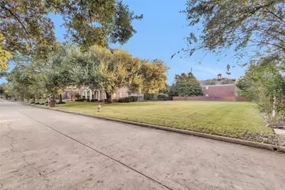 1206 Bluebonnet Drive, Seabrook, TX 77586 - Photo 9