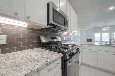 32627 Dew Crest Street, Fulshear, TX 77423 - Photo 19