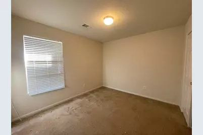 8135 Quiet Prairie Trail, Houston, TX 77049 - Photo 11