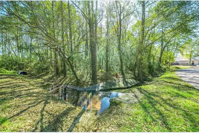 25 Holly Springs Dr, Conroe, TX 77302 - Photo 19