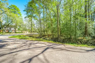 25 Holly Springs Dr, Conroe, TX 77302 - Photo 21