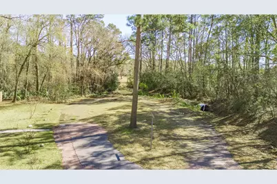 25 Holly Springs Dr, Conroe, TX 77302 - Photo 5