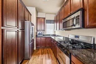 2848 Leeland St, Houston, TX 77003 - Photo 9