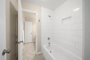 515 Tallowood Rd, Houston, TX 77024 - Photo 29