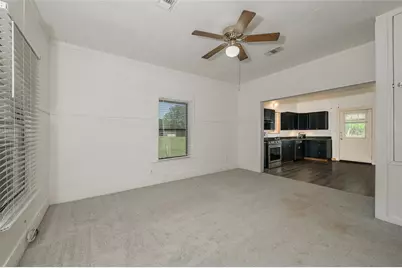 506 N Hill Street, Caldwell, TX 77836 - Photo 5