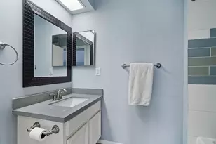 2019 Braesmeadow Ln, Sugar Land, TX 77479 - Photo 21