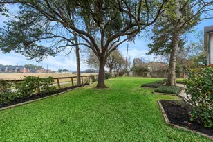 2019 Braesmeadow Ln, Sugar Land, TX 77479 - Photo 25