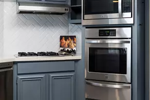 2019 Braesmeadow Ln, Sugar Land, TX 77479 - Photo 7