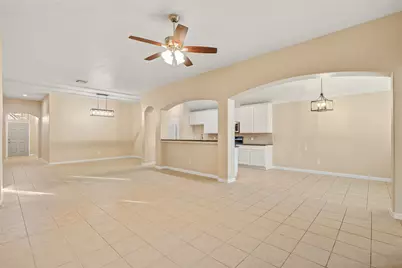 10506 Pleasant Villas Lane, Houston, TX 77075 - Photo 19