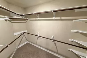 1039 S Anderson St, Angleton, TX 77515 - Photo 19