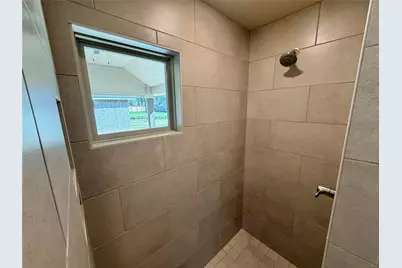 1039 S Anderson Street, Angleton, TX 77515 - Photo 21