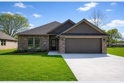 1039 S Anderson Street, Angleton, TX 77515 - Photo 1