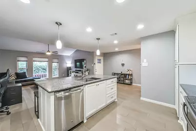 3919 Sunrise Drive, La Porte, TX 77571 - Photo 17