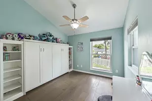 3919 Sunrise Dr, La Porte, TX 77571 - Photo 23