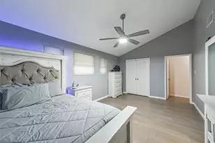 3919 Sunrise Dr, La Porte, TX 77571 - Photo 13