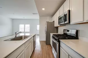 4226 Iris Jade Dr, Baytown, TX 77521 - Photo 13