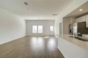 4226 Iris Jade Dr, Baytown, TX 77521 - Photo 7