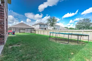 305 Bryan Wy, Angleton, TX 77515 - Photo 27