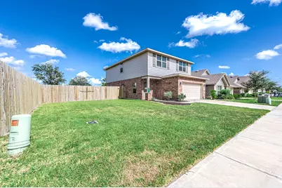 305 Bryan Way, Angleton, TX 77515 - Photo 5