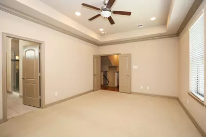 6705 Woodbend Park S, Houston, TX 77055 - Photo 19