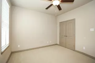 6705 Woodbend Park S, Houston, TX 77055 - Photo 29