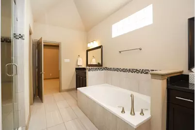 6705 Woodbend Park S, Houston, TX 77055 - Photo 23