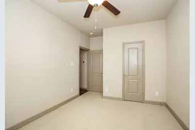 6705 Woodbend Park S, Houston, TX 77055 - Photo 31