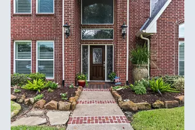 308 Oak Haven Street, Baytown, TX 77520 - Photo 3