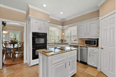 308 Oak Haven Street, Baytown, TX 77520 - Photo 13