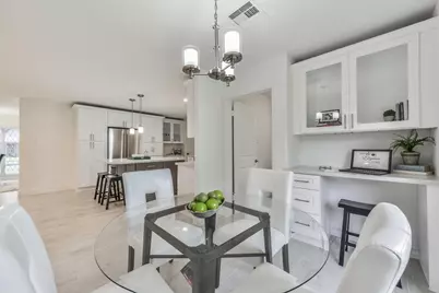 5470 Darnell Street, Houston, TX 77096 - Photo 7
