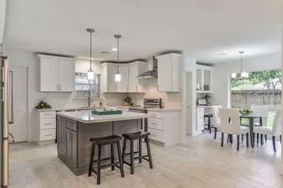 5470 Darnell Street, Houston, TX 77096 - Photo 9