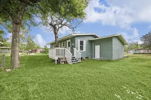 613 Winding Way St, Lake Jackson, TX 77566 - Photo 11
