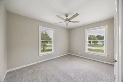 613 Winding Way Street, Lake Jackson, TX 77566 - Photo 7