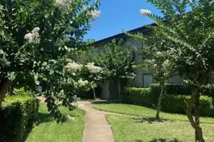 8315 Jorine Dr, Houston, TX 77036 - Photo 3