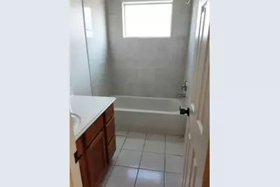 11827 Cape Hyannis Drive, Houston, TX 77048 - Photo 9