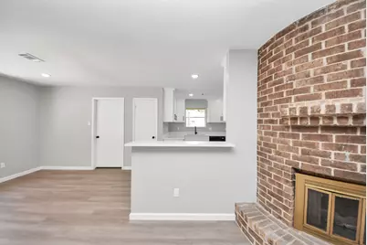 2402 Rolling Glen Drive, Spring, TX 77373 - Photo 9