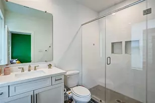 306 E 28th St, Houston, TX 77008 - Photo 29