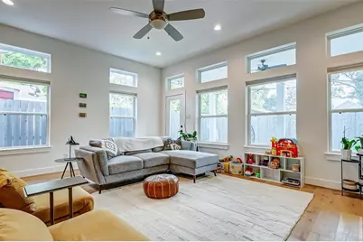 306 E 28th Street #B, Houston, TX 77008 - Photo 17