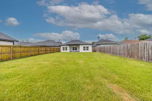 2309 Minnesota St, Houston, TX 77034 - Photo 9