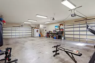 3414 Ave C, Dickinson, TX 77539 - Photo 37