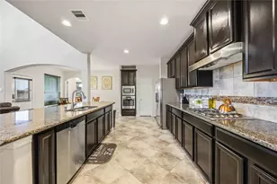 12418 Garnet Rd, Mont Belvieu, TX 77535 - Photo 11
