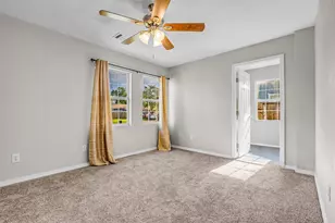 5746 Groveton St, Houston, TX 77033 - Photo 17